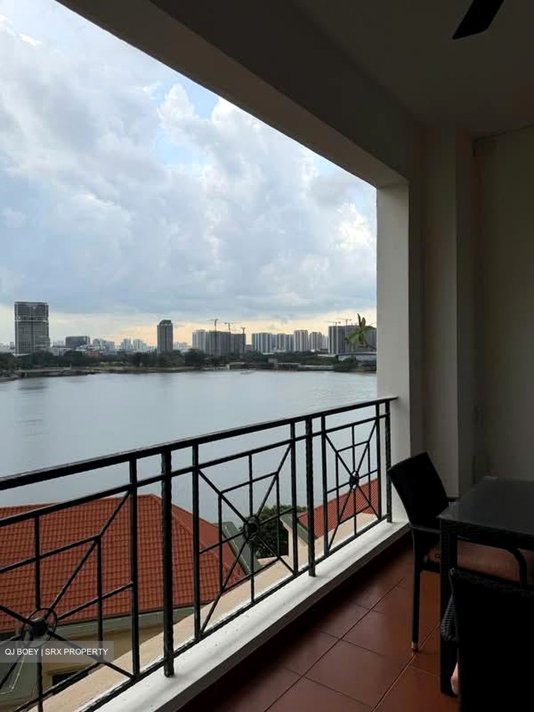 Pebble Bay (D15), Condominium #553715301